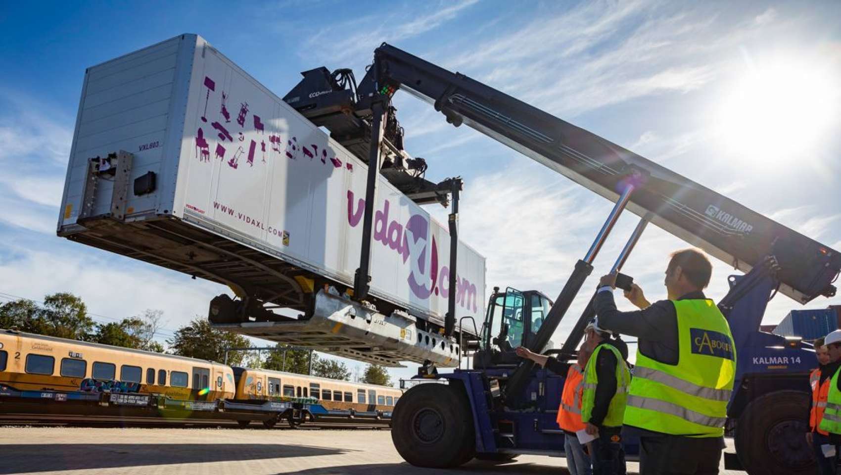 foto breed - wordt afgesneden aan de onderkant - ev. zelf uitsnede maken 1700 x 960