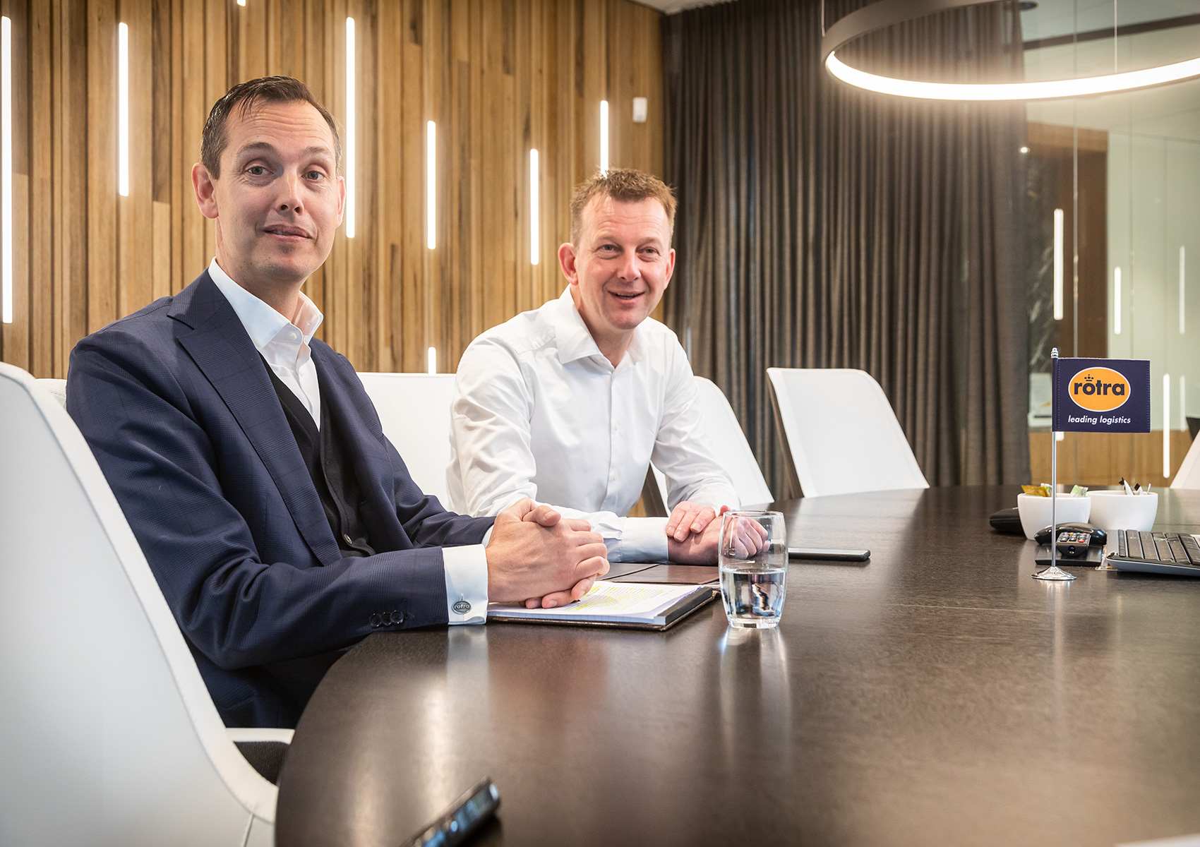 Foto op achtergrond - 17:12 verhouding